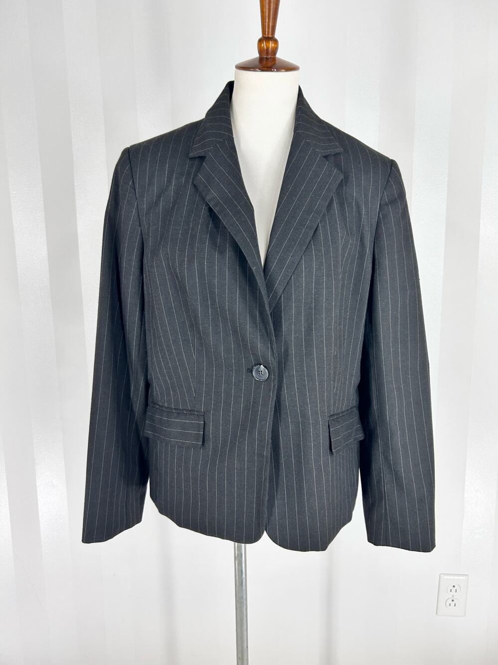 Evan-Picone Black Pinstripe Stretch Blazer Career Workwear Sz 14